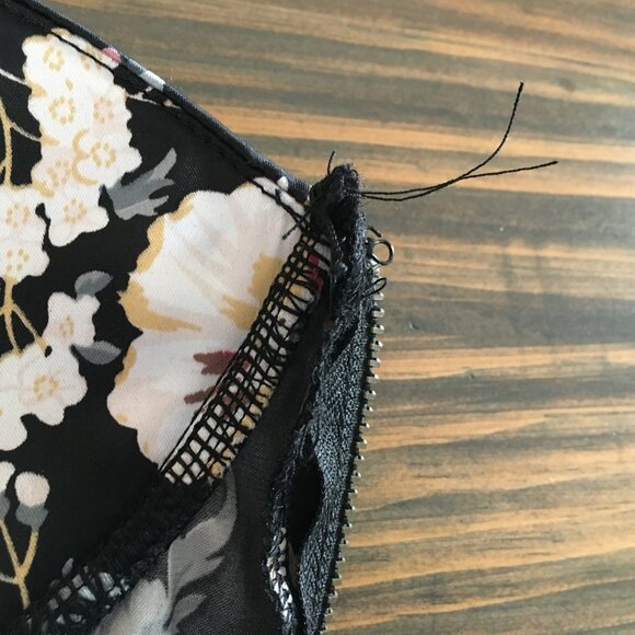 [Rachael & Chloe] Zip Front Black Floral Padded Tank | S | Good - Picture 10 of 13